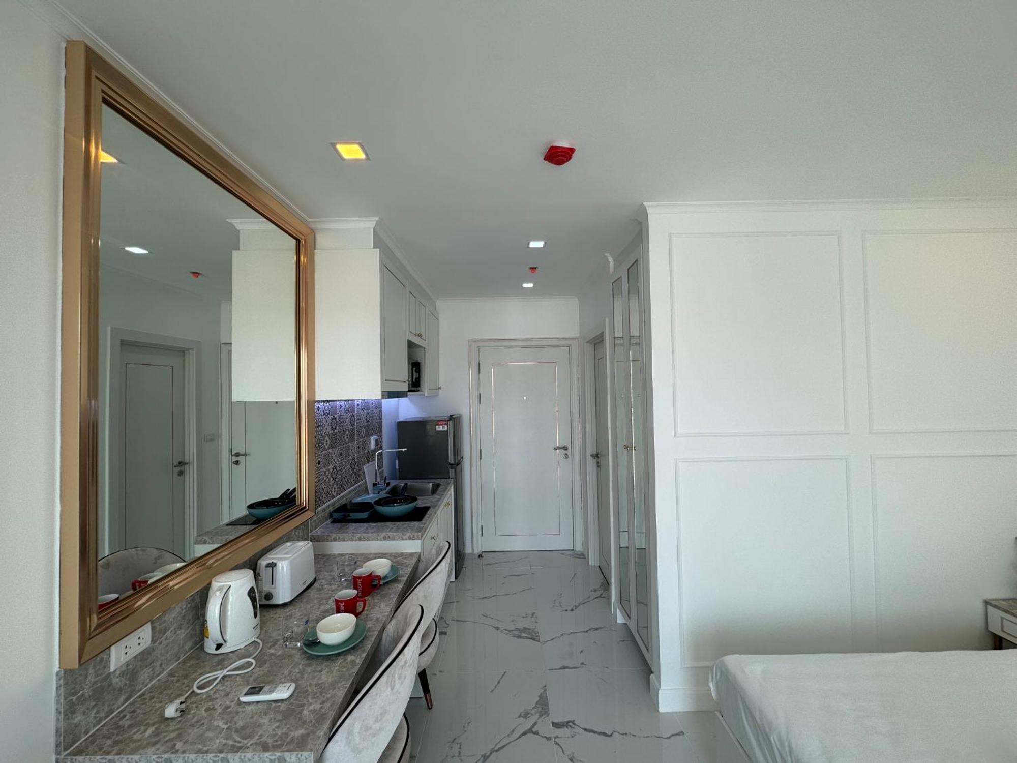 The Empire Chic Residence Jomtien & Yahaha Exterior photo