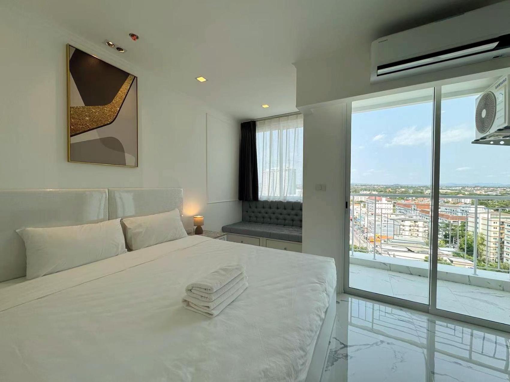 The Empire Chic Residence Jomtien & Yahaha Exterior photo