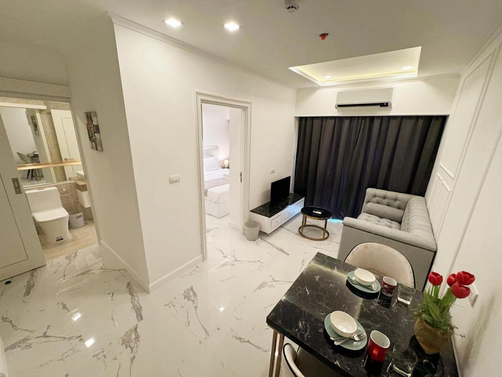 The Empire Chic Residence Jomtien & Yahaha Exterior photo